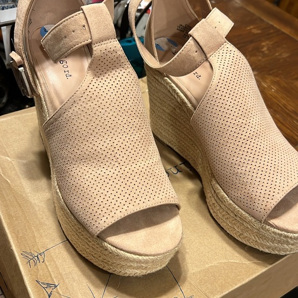 Indigo Rd. Heels - Picture 2 of 4